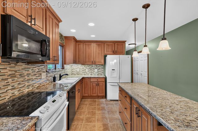 9321 Overdale Lane, Brighton Township, MI 48114