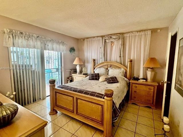 1460 N 43rd Pl 106, Hialeah, FL 33012