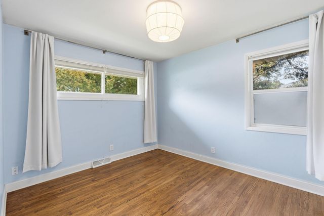 12 W 104th Street, Bloomington, MN 55420