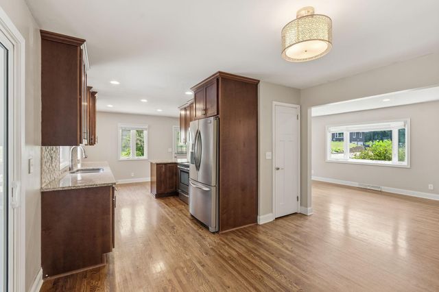 12 W 104th Street, Bloomington, MN 55420