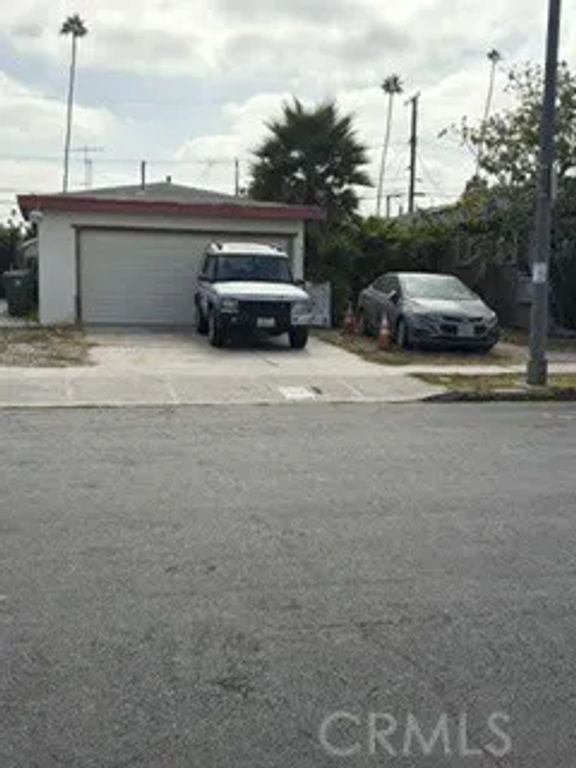 3436 8th, Los Angeles, CA 90018