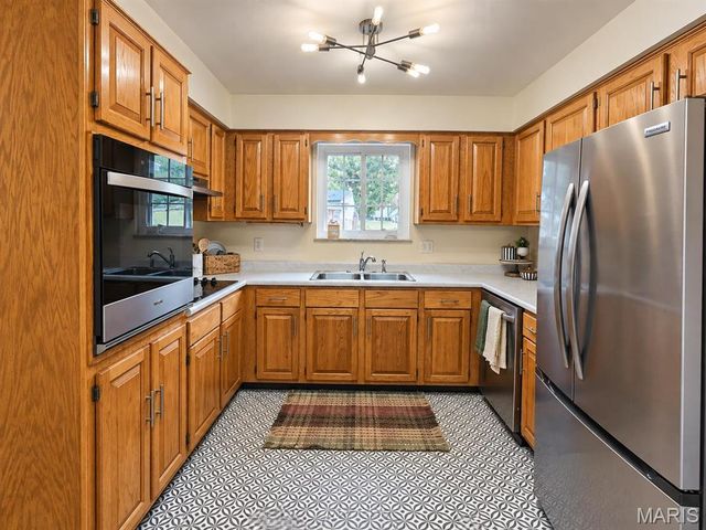 3320 Harvard Place, Granite City, IL 62040
