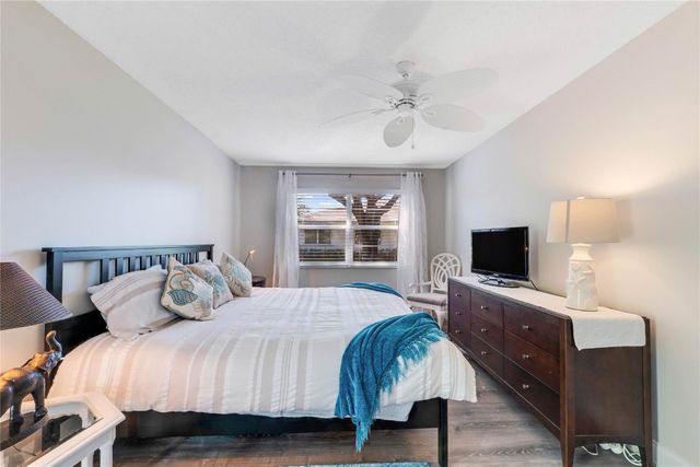 1235 Club Drive D, Delray Beach, FL 33445