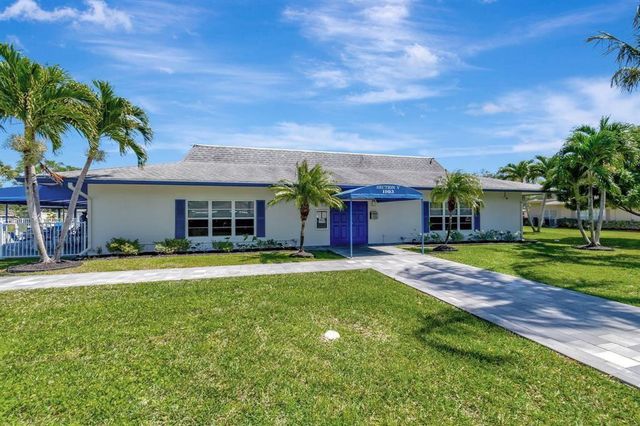 1235 Club Drive D, Delray Beach, FL 33445