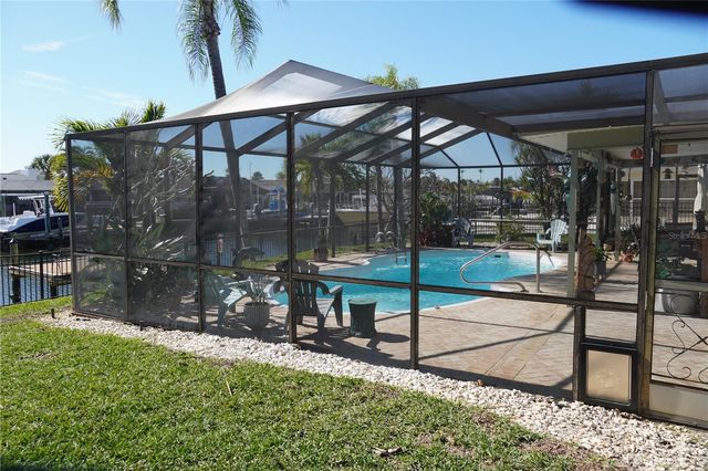 908 SAGO PALM WAY, Apollo Beach, FL 33572