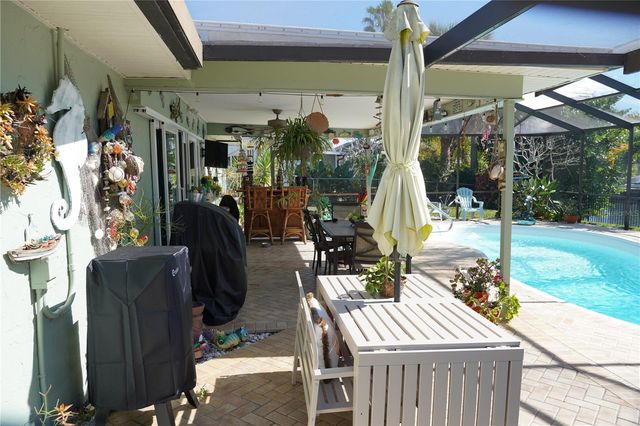 908 SAGO PALM WAY, Apollo Beach, FL 33572