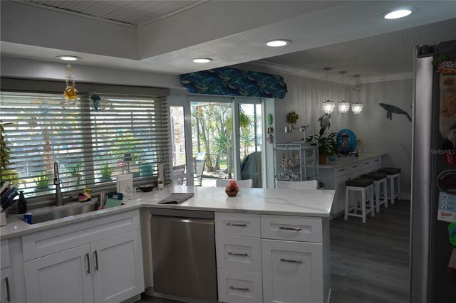 908 SAGO PALM WAY, Apollo Beach, FL 33572