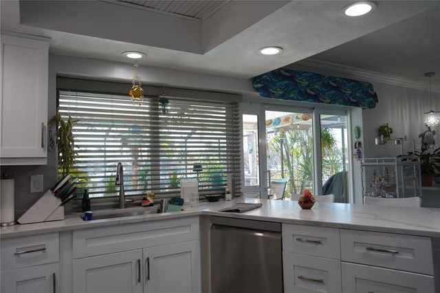 908 SAGO PALM WAY, Apollo Beach, FL 33572