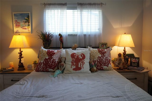 908 SAGO PALM WAY, Apollo Beach, FL 33572