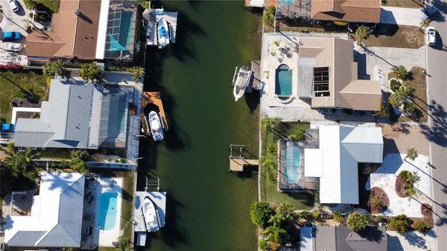 908 SAGO PALM WAY, Apollo Beach, FL 33572