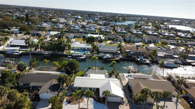 908 SAGO PALM WAY, Apollo Beach, FL 33572