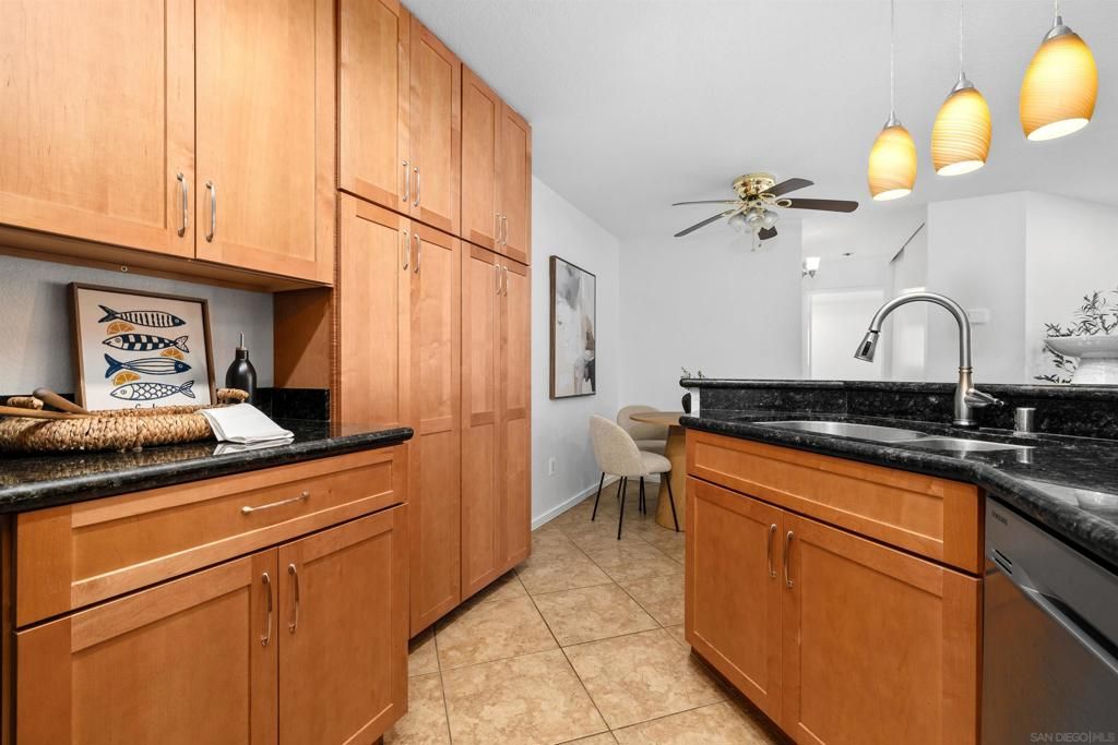 Image 29 of property listing at 7263 Camino Degrazia 32, San Diego, CA 92111