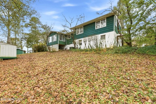 121 W Maiden Lane, Oak Ridge, TN 37830