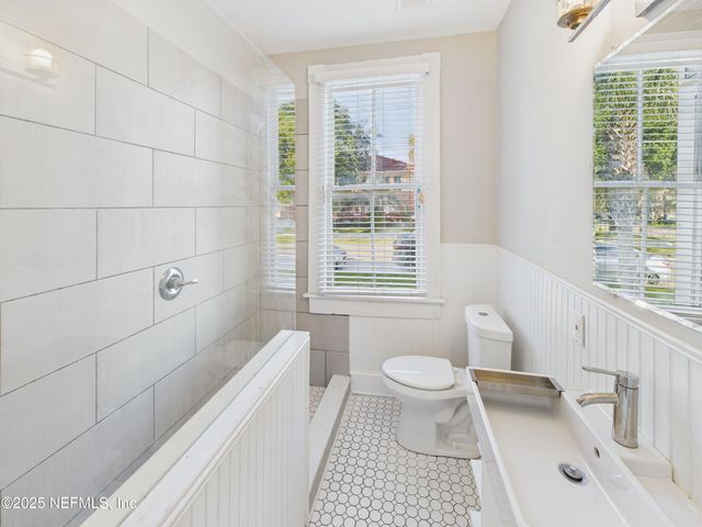 1251 HUBBARD Street, Jacksonville, FL 32206