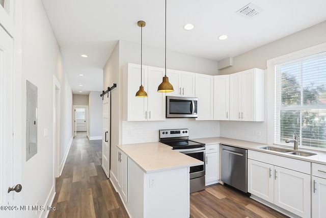 1251 HUBBARD Street, Jacksonville, FL 32206