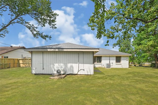 119 West Avenue, Pasadena, TX 77502