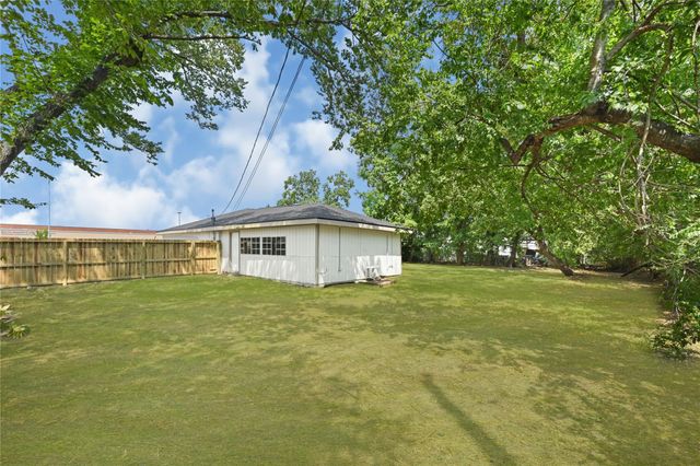119 West Avenue, Pasadena, TX 77502