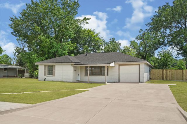 119 West Avenue, Pasadena, TX 77502