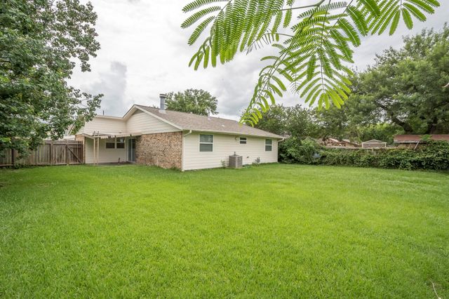 13402 T C Jester Boulevard, Houston, TX 77038