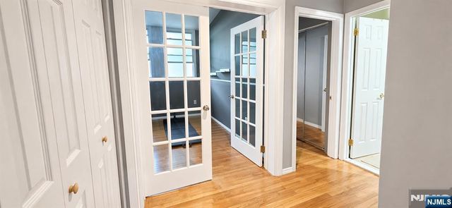 804 Spinnaker Court, Secaucus, NJ 07094