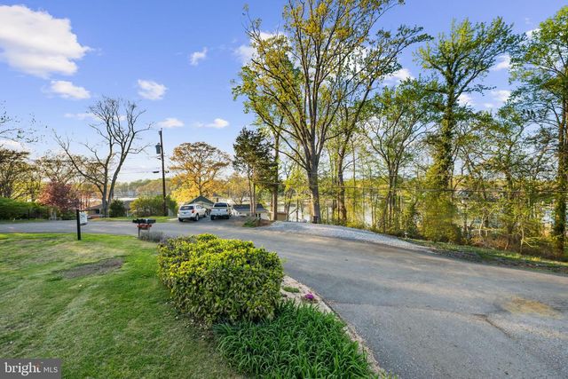 3901 CALAWASSE RD, Edgewater, MD 21037