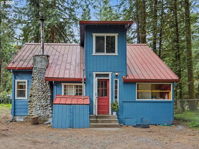 70385 E MOUNTAIN Dr, Rhododendron, OR 97049