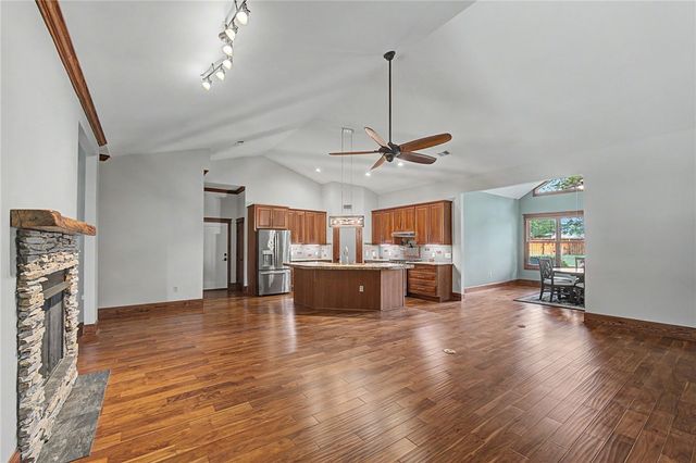 102 Gresham Road, Simpsonville, SC 29681