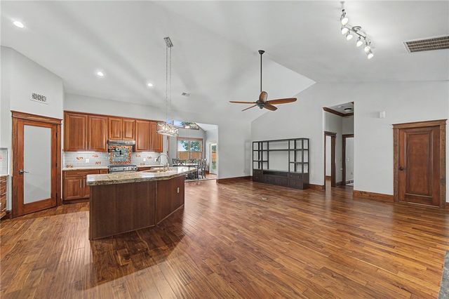102 Gresham Road, Simpsonville, SC 29681