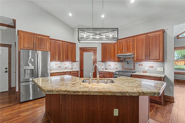 102 Gresham Road, Simpsonville, SC 29681