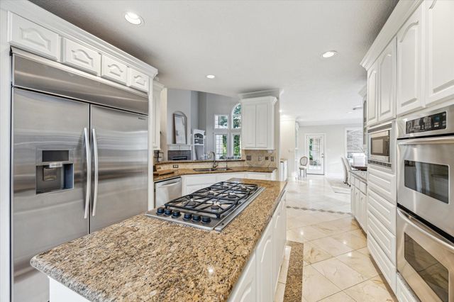 3023 River Forest Drive, Richmond, TX 77406
