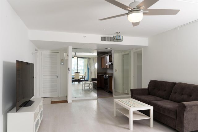 400 Ocean Trail Way 101, Jupiter, FL 33477