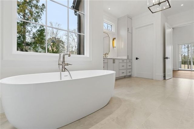 4635 Whitestone Way, Suwanee, GA 30024