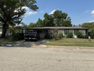 4025 Eastland Street, Fort Worth, TX 76119