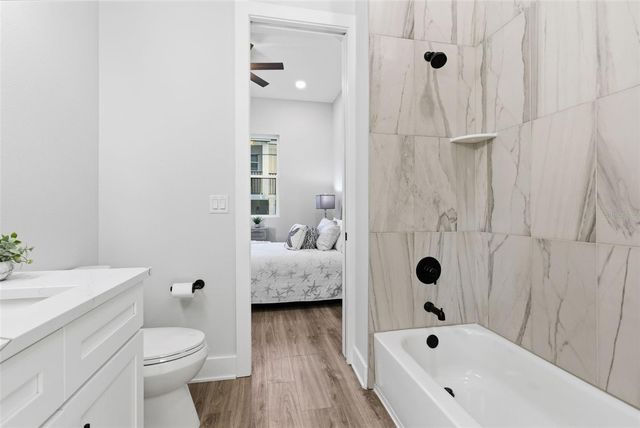 11605 1ST STREET E B3, Treasure Island, FL 33706