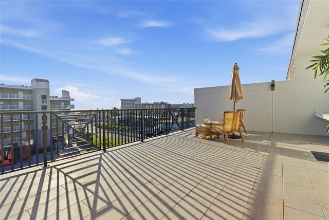 11605 1ST STREET E B3, Treasure Island, FL 33706