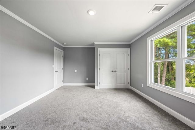 87 Fulton St, Keyport Boro, NJ 07735