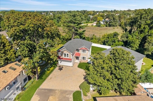 87 Fulton St, Keyport Boro, NJ 07735