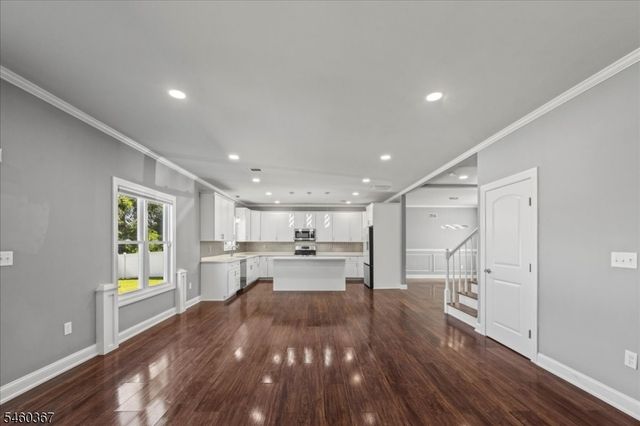 87 Fulton St, Keyport Boro, NJ 07735