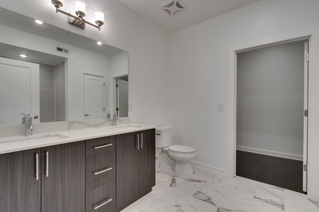 3116 W End Cir Apt 105, Nashville, TN 37203