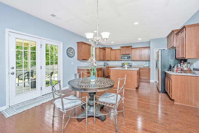 125 Carolina Wren Avenue, Moncks Corner, SC 29461