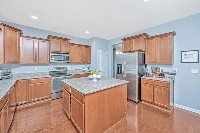 125 Carolina Wren Avenue, Moncks Corner, SC 29461