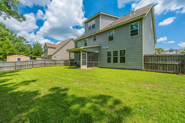125 Carolina Wren Avenue, Moncks Corner, SC 29461