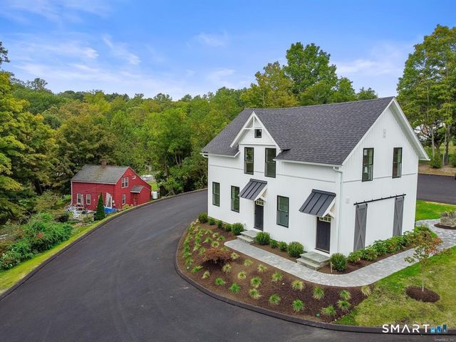 49 Daniels Farm Road K, Trumbull, CT 06611