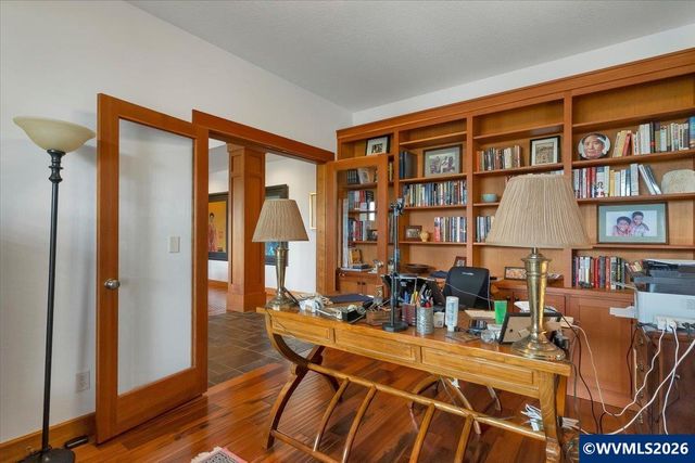1126 Cascara Lp S, Salem, OR 97302