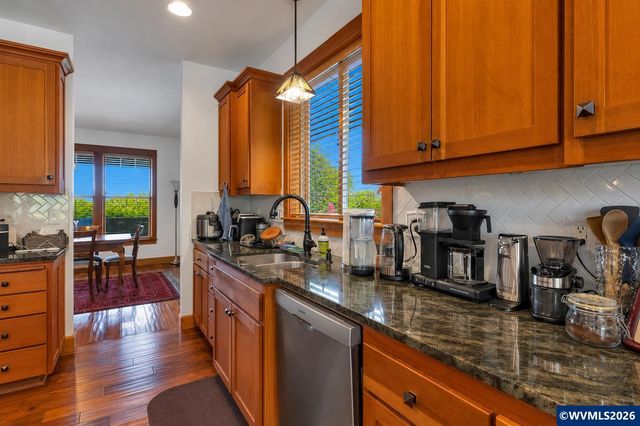 1126 Cascara Lp S, Salem, OR 97302