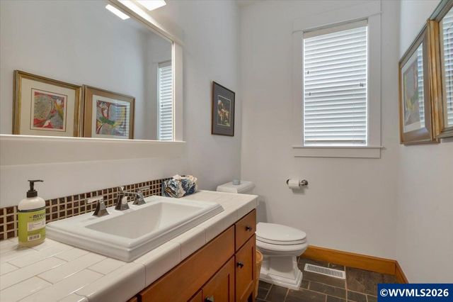 1126 Cascara Lp S, Salem, OR 97302