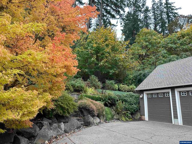 1126 Cascara Lp S, Salem, OR 97302
