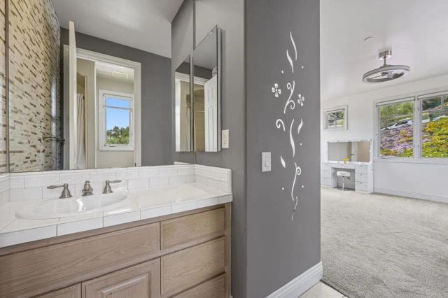 970 DOVE RUN RD, Encinitas, CA 92024