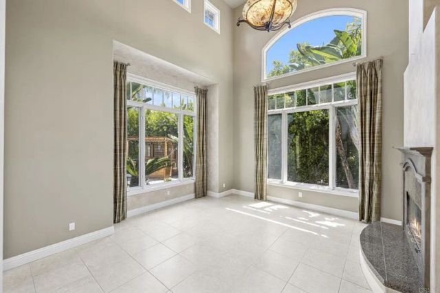 970 DOVE RUN RD, Encinitas, CA 92024