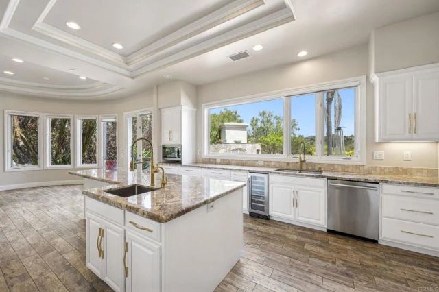 970 DOVE RUN RD, Encinitas, CA 92024